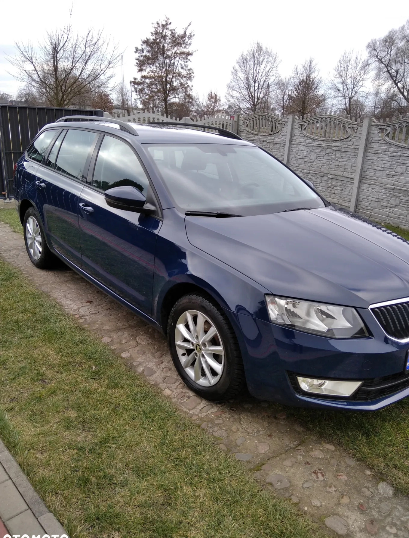 Skoda Octavia cena 36800 przebieg: 220600, rok produkcji 2015 z Stawiszyn małe 121